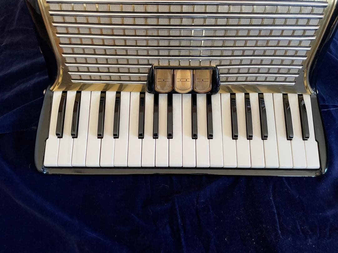 ピアノ式アコーディオン HOHNER／ホーナー CONCERTO II