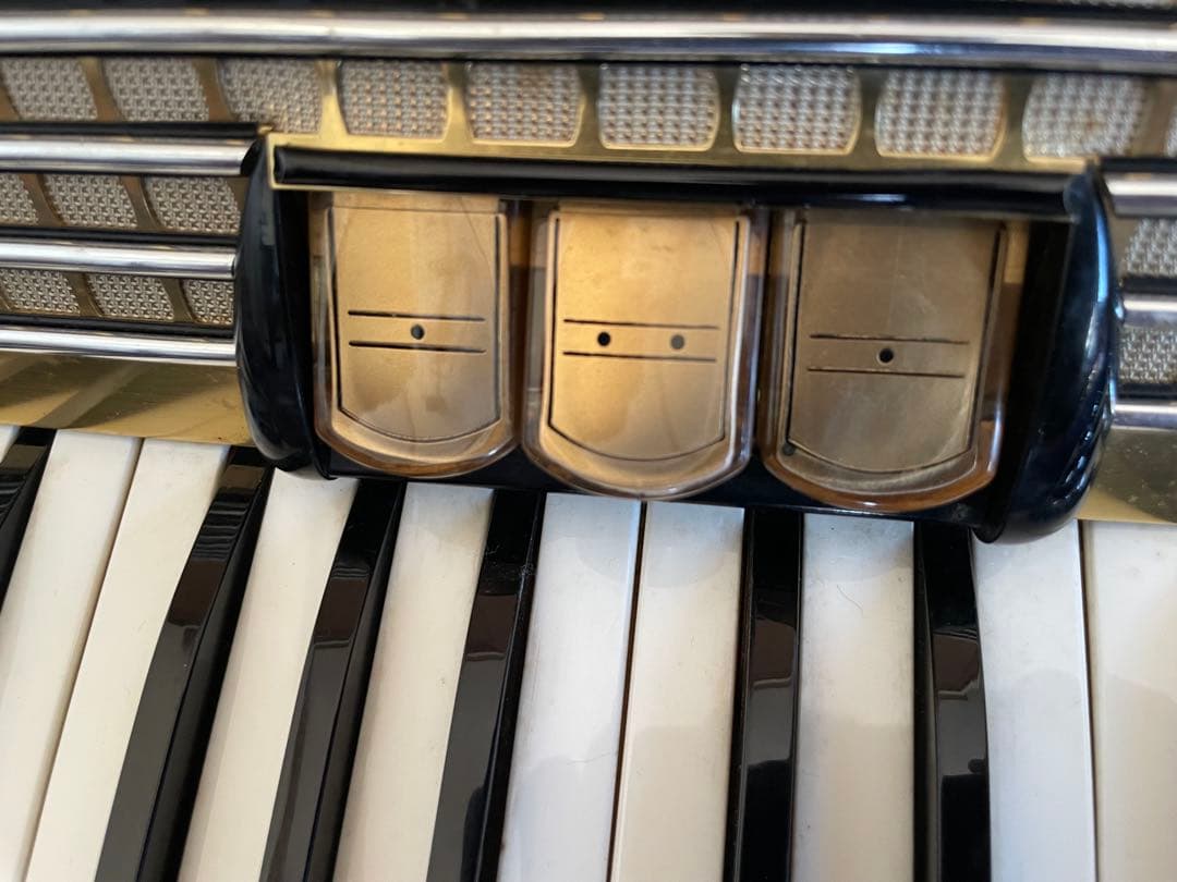 ピアノ式アコーディオン HOHNER／ホーナー CONCERTO II