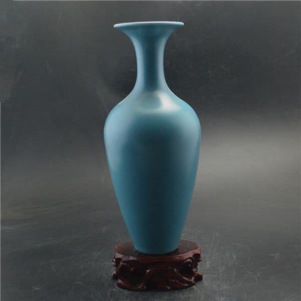 清雍正{宝石}藍美人肩花瓶  景徳鎮 陶磁器 装飾品 現代工芸品 美術品 置物
