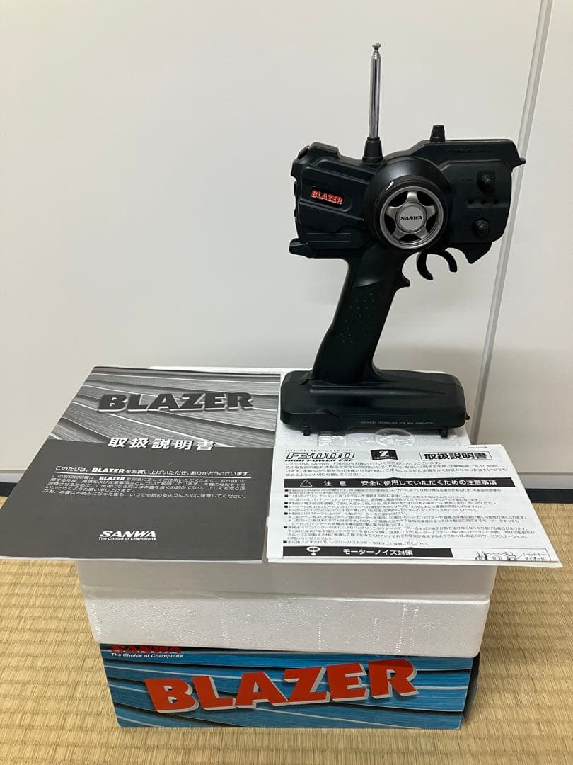タミヤTA-04 PRO OP多数プロポアンプサーボ付き【大幅値下げ】