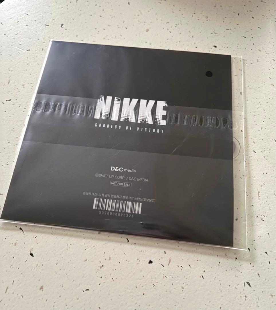 勝利の女神NIKKE 公式 アンソロジー ファンブック 特装版 パッケージ 韓国