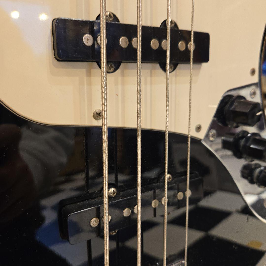 Squier by Fender Affinity ジャズベース スクワイヤ