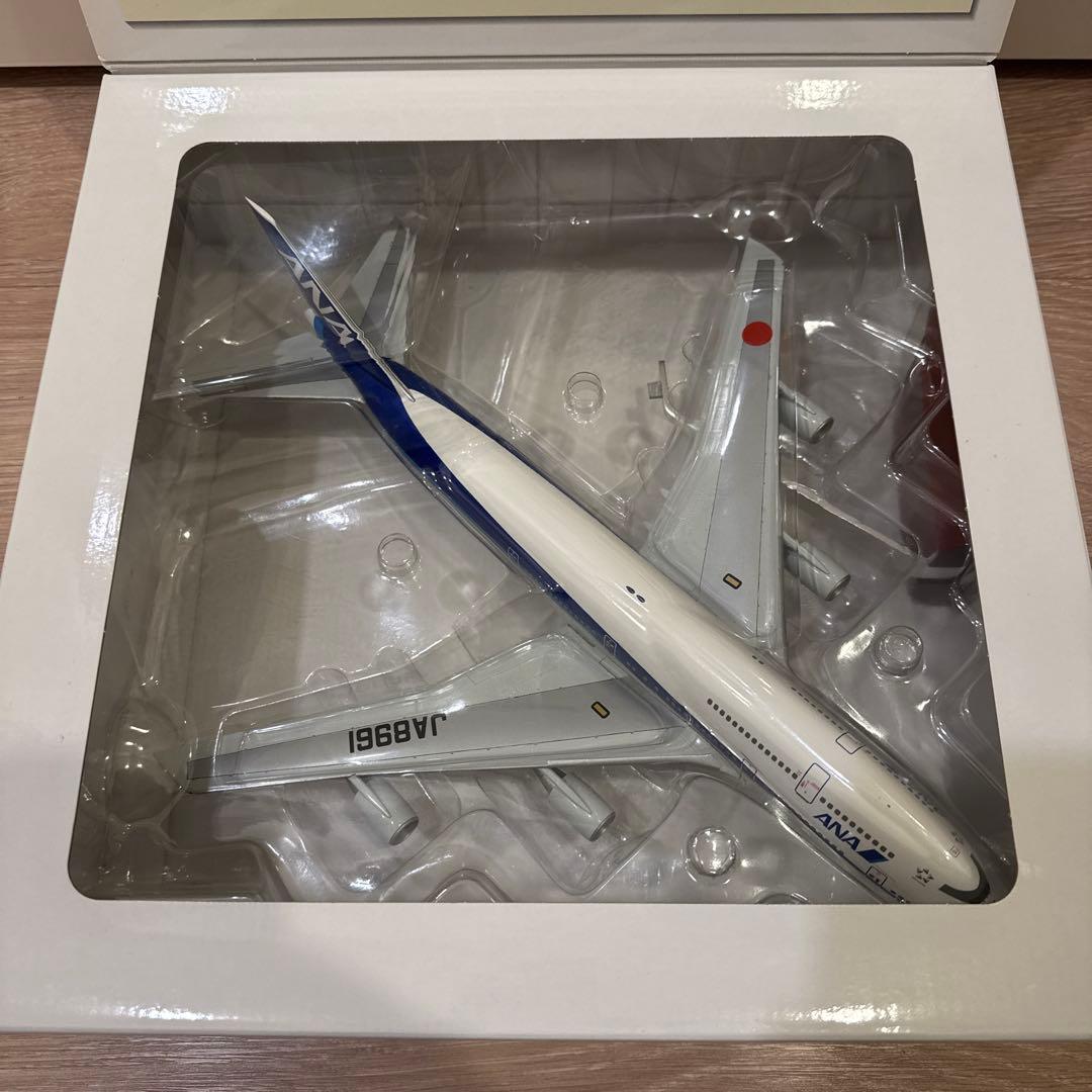 ANA 全日空 1/200 B747-400 ジャンボジェット 航空機模型