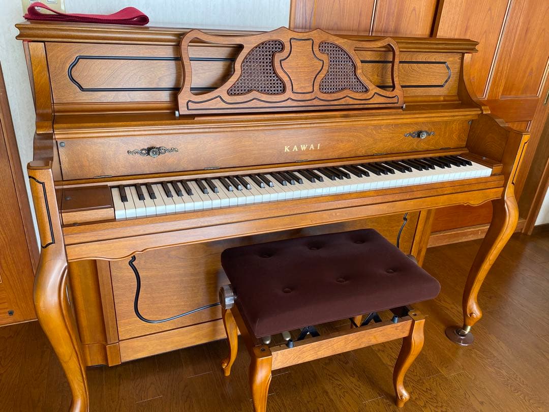 KAWAI アップライト ピアノ C-880FRGバーチ塗装仕上げ