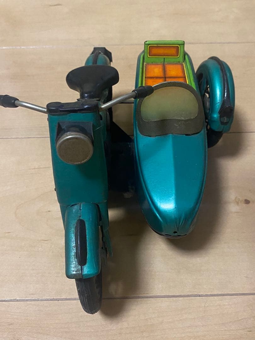 マルサン製1960年代製造 ブリキ製サイドカー付きバイク グリーン色
