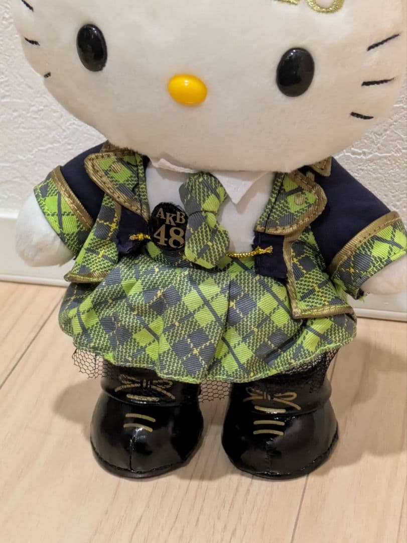 キティちゃん×AKB48コラボぬいぐるみ縦約25×横約16cm