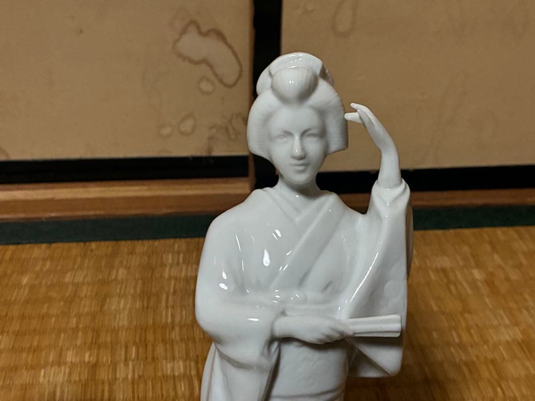白磁 琴引き 和装 着物 乙女 女人像 揃い 三体揃い 時代物 古伊万里 出石焼