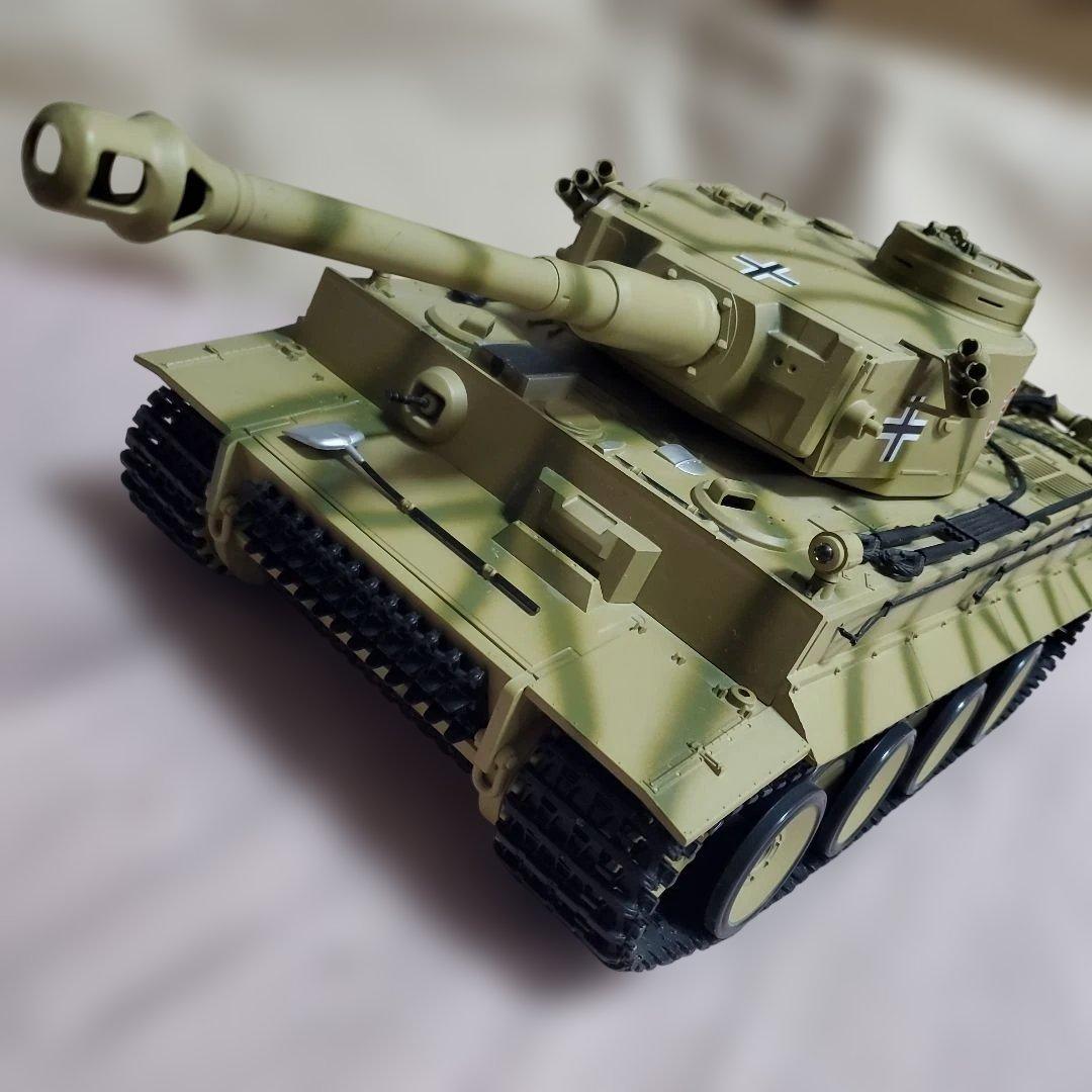 SS ヘンロン社製 RCバトルタンク 1/16
