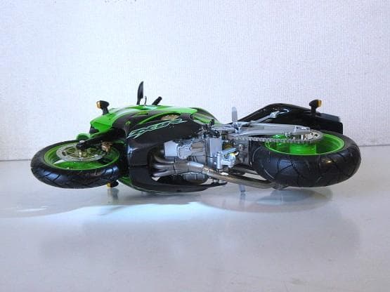 特価 MINICHAMPS (1/12) カワサキ Ninja ZX-9R