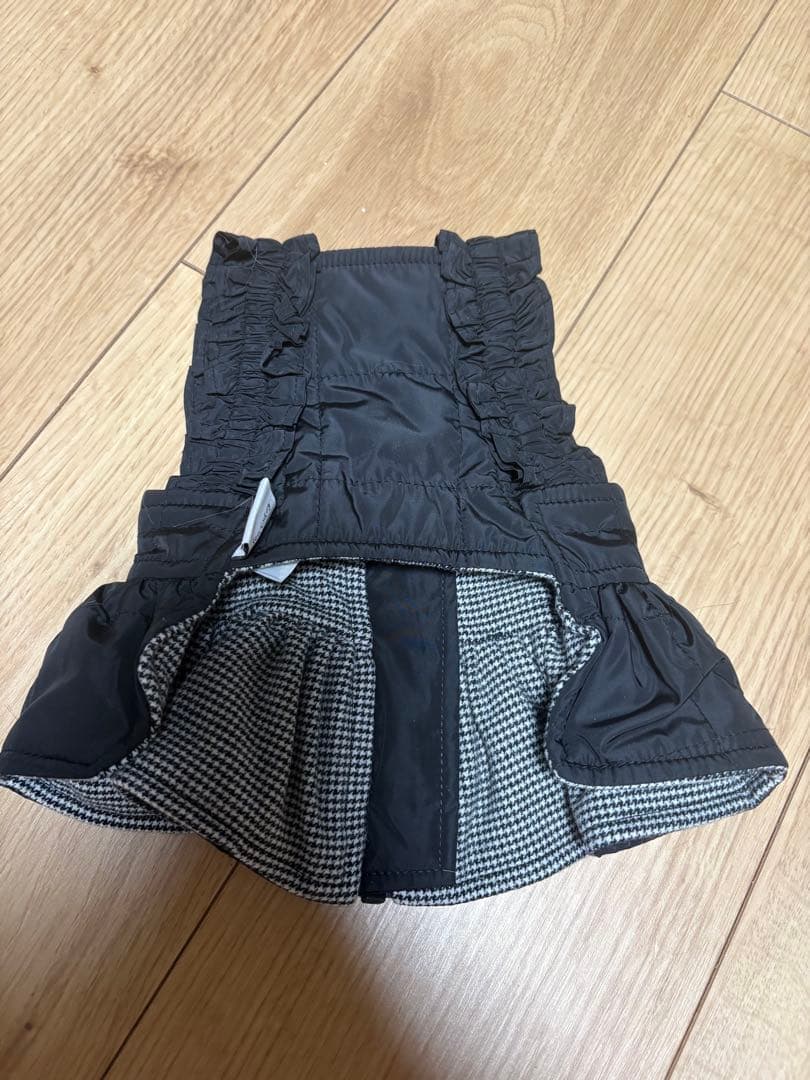 ルイスドッグ　louisdog 小型犬用フリル付きドレス 黒　　ワンピ