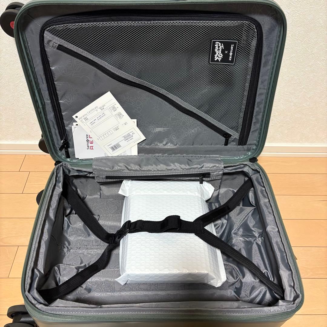 サムソナイトレッド　スーツケース スピナー55トイズシー　スレードグリーン