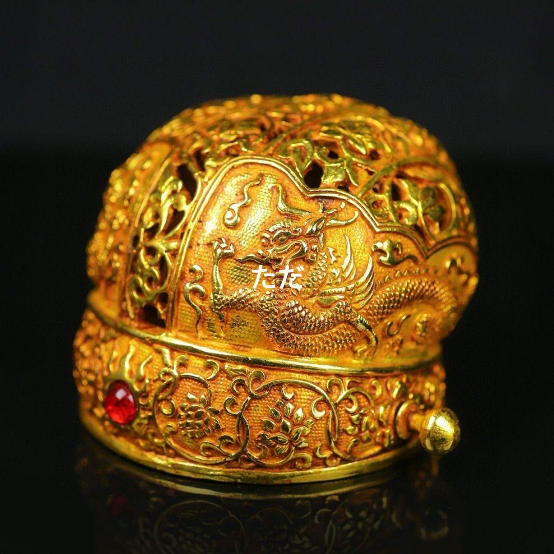 銅器 枝葡萄紋冠鏤官帽 金竜帽冠 双龍髪簪冠帽 装飾品 現代工芸品 置物