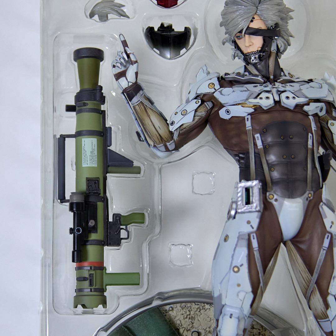 雷電ホワイトアーマーVer.　メタルギアソリッドV グランドゼロス スタチュー