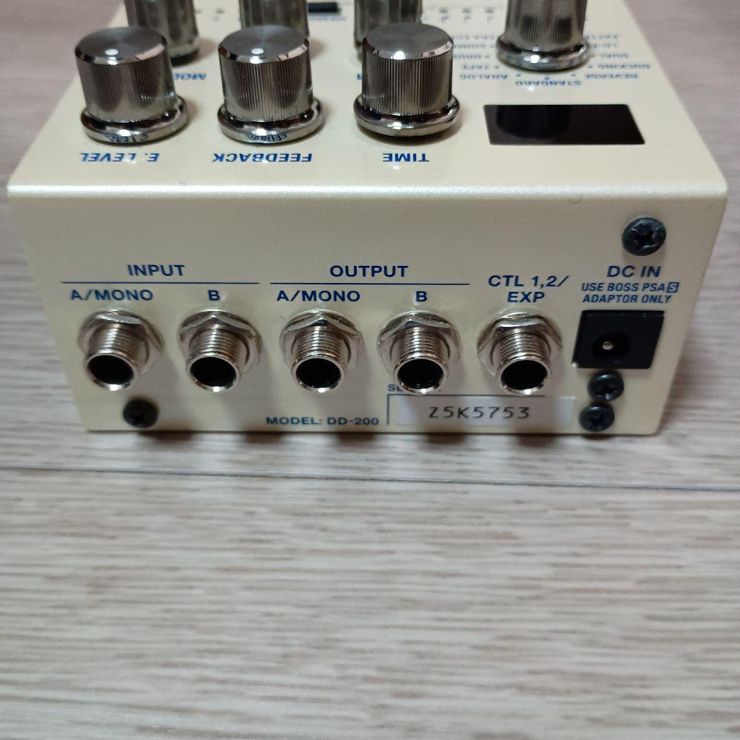 BOSS DD-200 DIGITAL DELAY（箱付き）