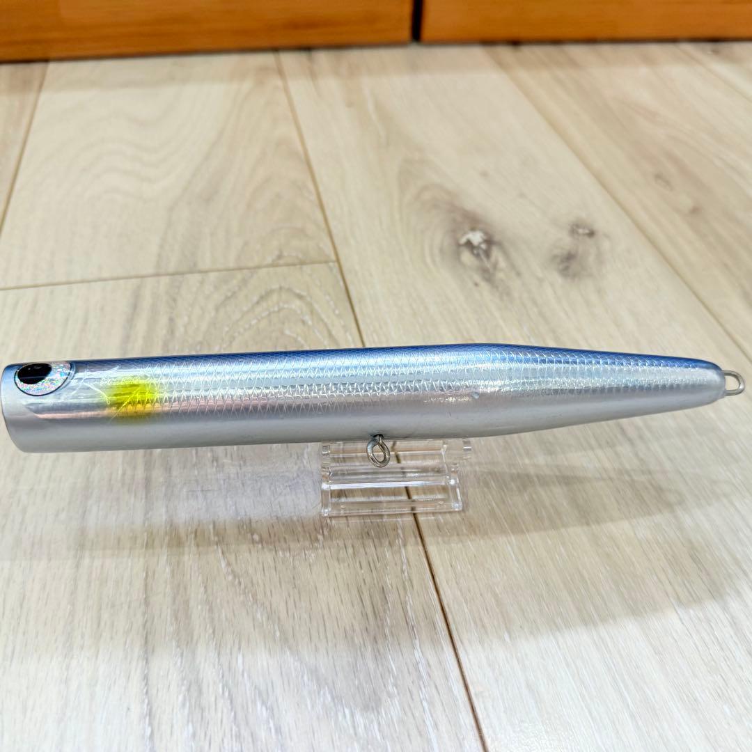 ビーコン210 ルアー