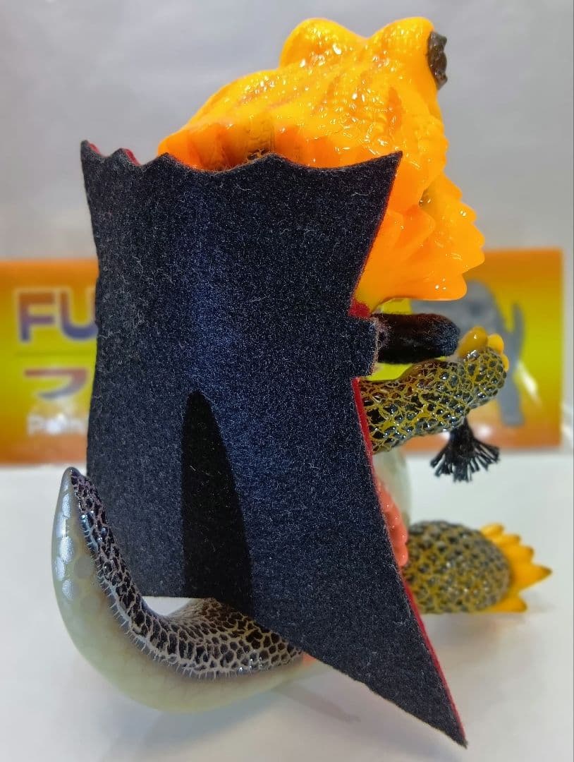 ペインターネット フトアゴン ソフビ ハロウィン(蓄光)【開封品】