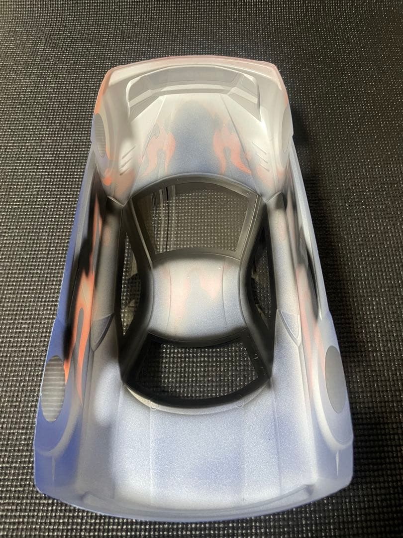 タミヤ 1/10 ライキリGT塗装済みボディ