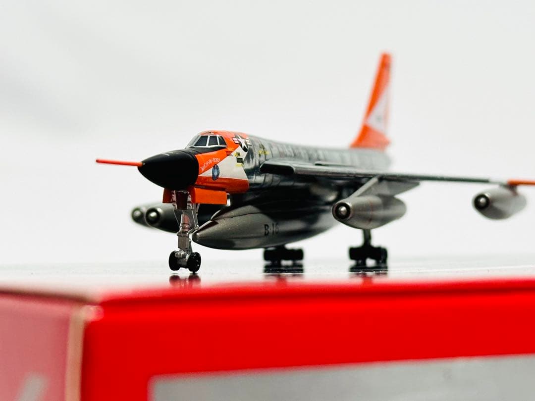 航空機・ヘリコプター HERPA 1/200 Convair XB-58 Hustler