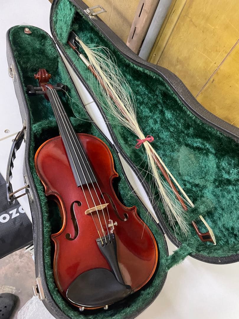 Stradivarius バイオリン