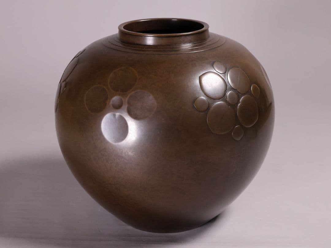 高岡銅器 鋳師 中村義一 八葉文 青銅 花瓶 高27cm 共箱 壷【MB201】