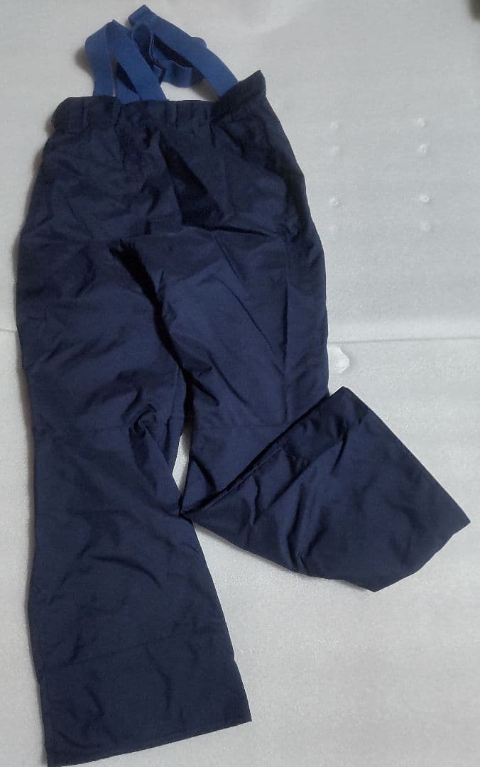 【新品未使用】スキーウェア キスマーク M 上下 kissmark 匿名配送