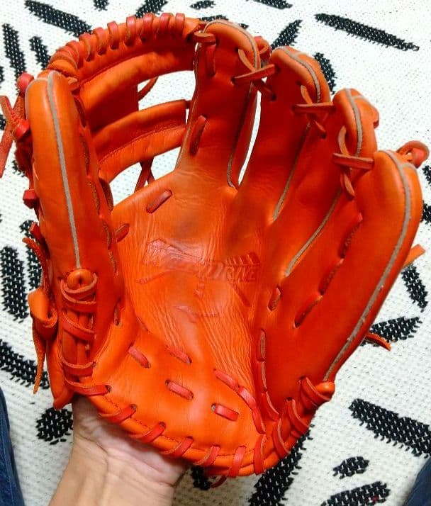 ミズノ 軟式グローブ オレンジ 内野手用