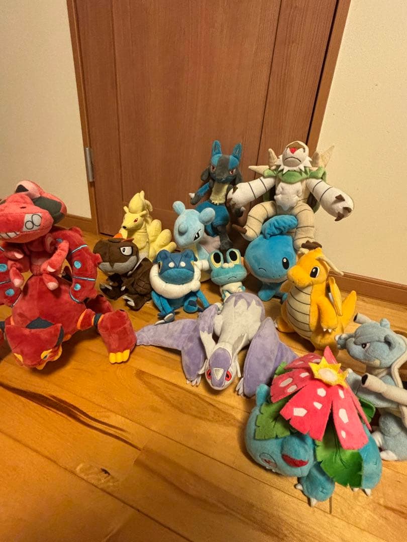 ポケモンセンター　ぬいぐるみ　まとめ売り
