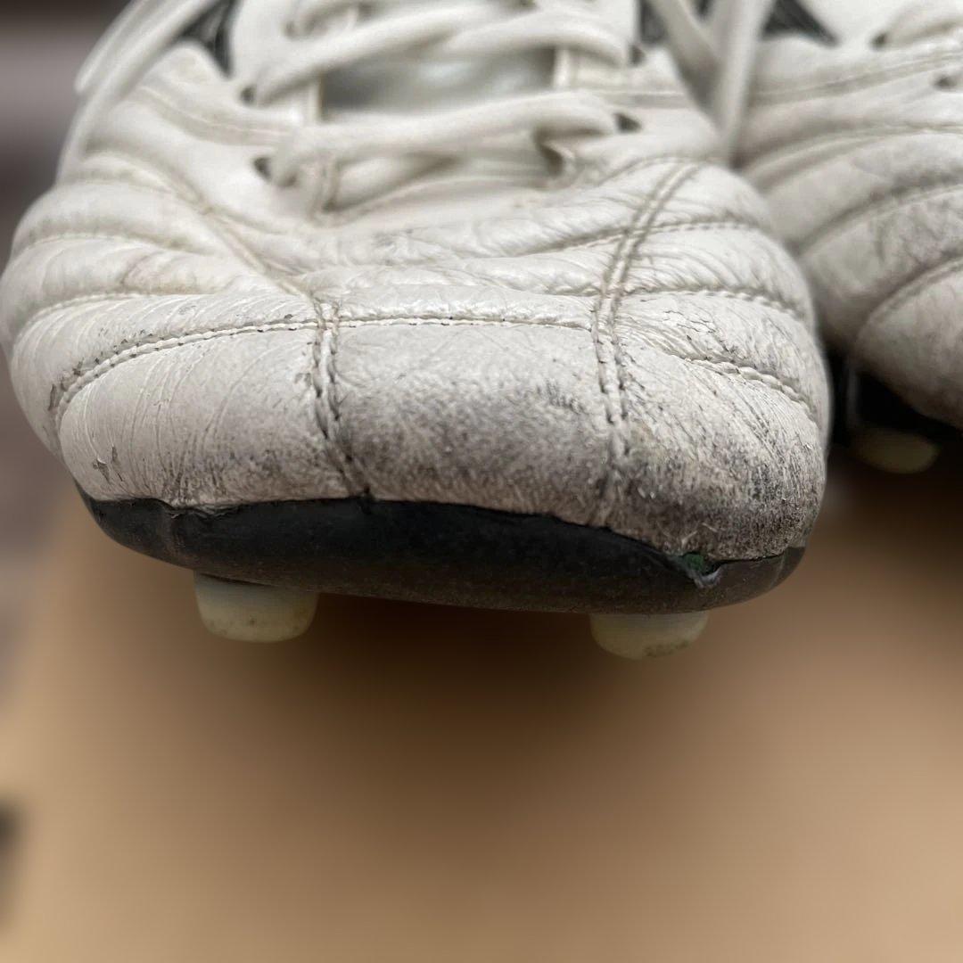 Mizuno Morelia NeoⅣサッカーシューズ ホワイト/レッド