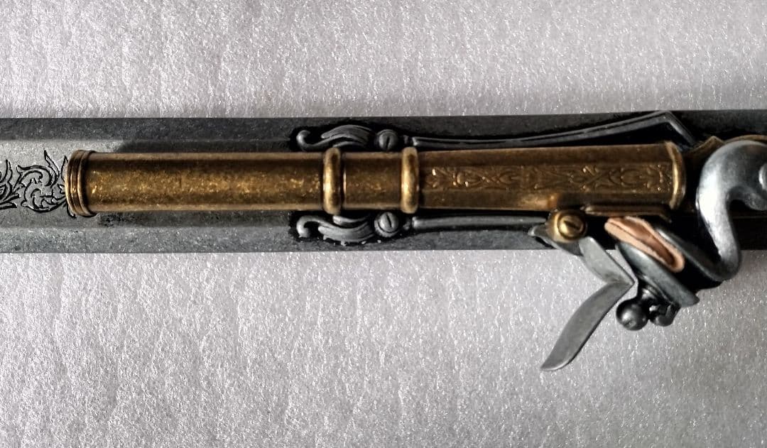 剣付き古式銃 レプリカ スペイン製 (観賞用)