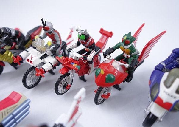 特撮キャラクター 仮面ライダー バイクキャラウィール 20体 合金