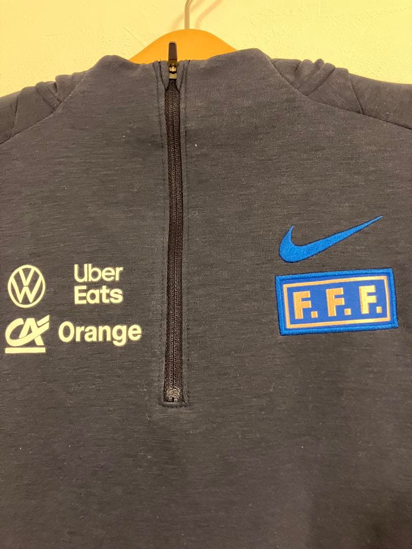 実使用品フランス代表スウェットジャケットNIKE長袖　ユニフォーム