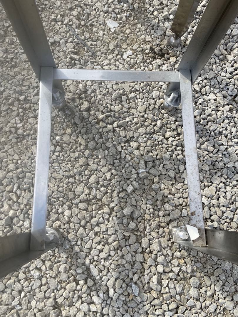 【送料込み】￼ステンレス製　作業台高さ88 × 40 × 45cm