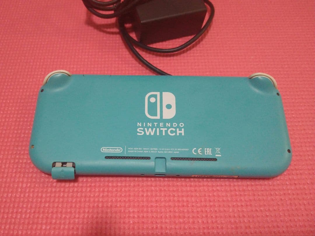 NintendoSwitch　lite　ターコイズ　充電器つき　ジャンク品
