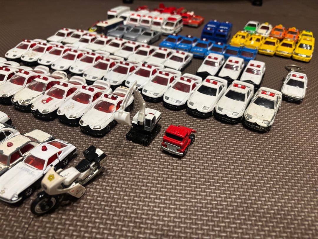 1970年代〜　レア廃盤トミカ　まとめ売り　パトカー　道路公団　JAF など