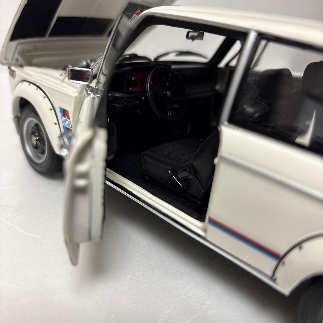 ミニカー  2002 TURBO (KYOSHO)