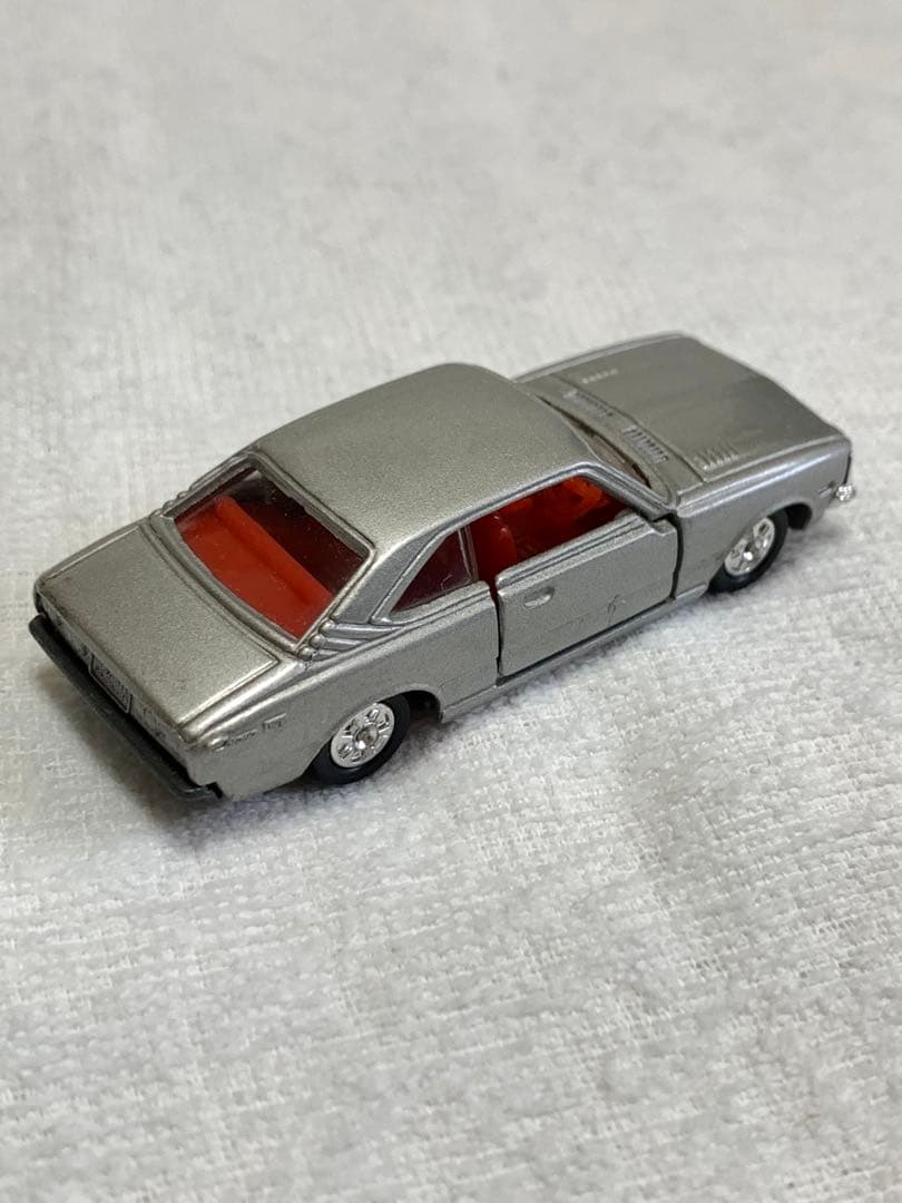 トミカ トヨタ コロナ 2000GT (黒箱　日本製)