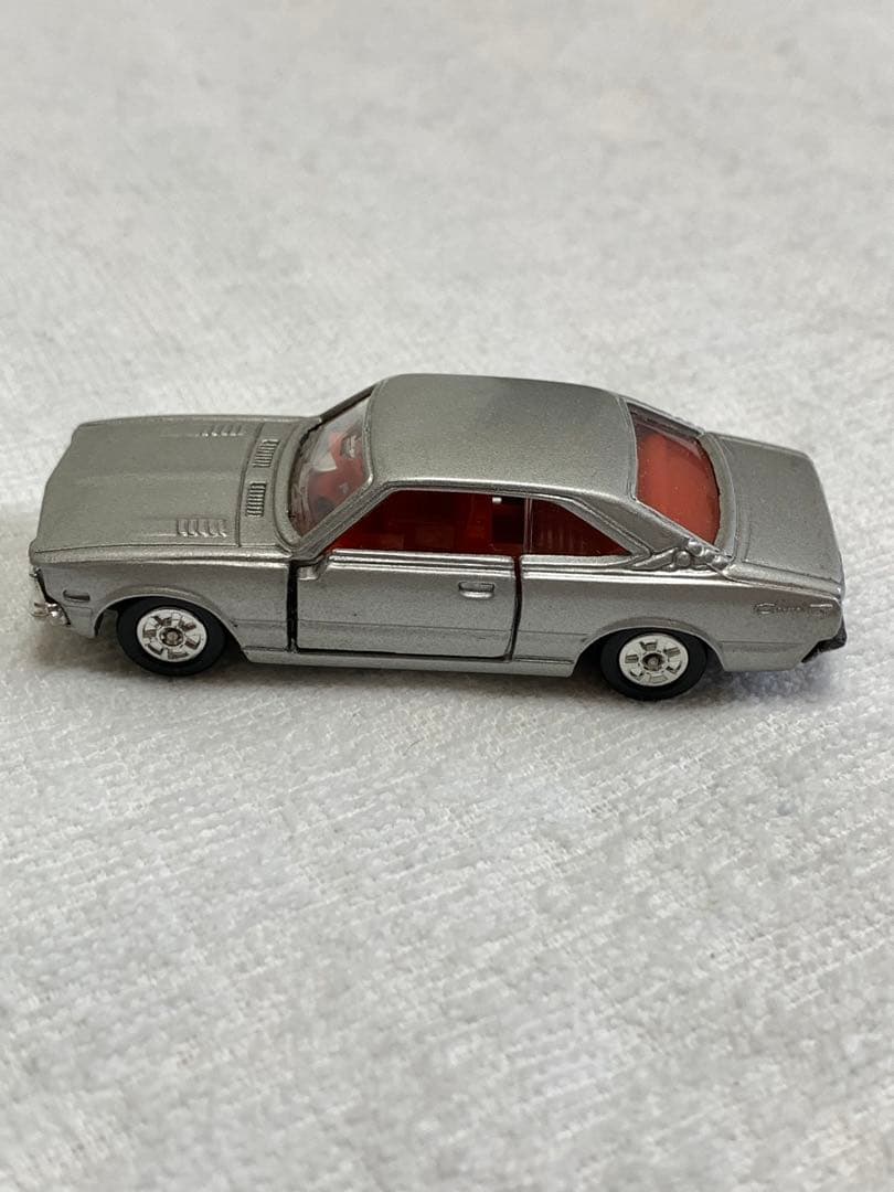 トミカ トヨタ コロナ 2000GT (黒箱　日本製)