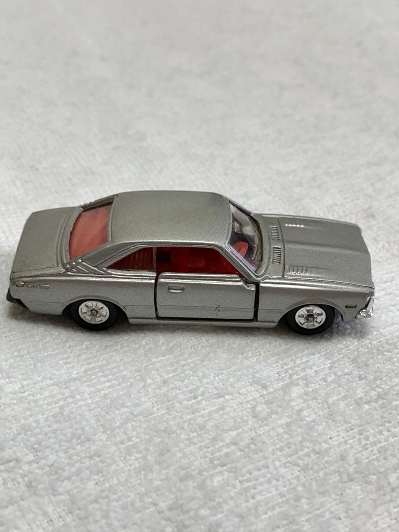 トミカ トヨタ コロナ 2000GT (黒箱　日本製)