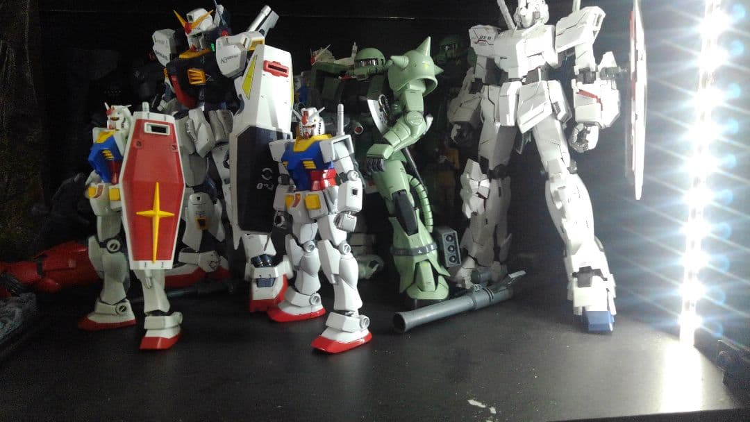 ガンダム✨プラモデル✨、HG、MG✨画像全てセット‼️バラ売り、値段交渉です‼️