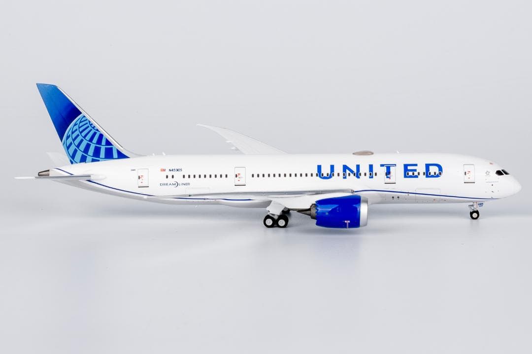 ユナイテッド航空 787-8 ドリームライナー N45905 1/400