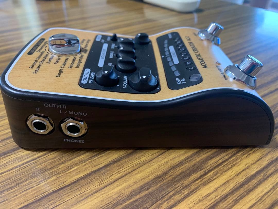 ZOOM AC-2 アコースティックギター用プリアンプ