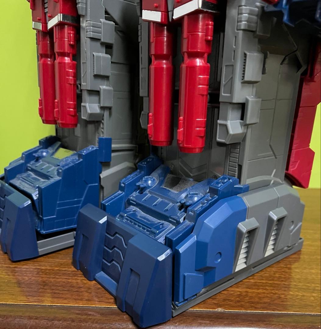 トランスフォーマーレジェンズ　フォートレスマキシマス&アップグレードパーツ付き