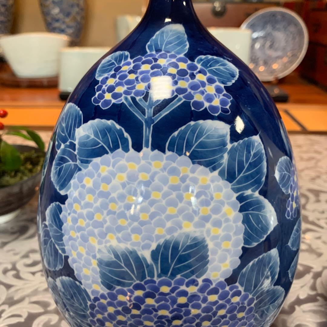 紫陽花　早春