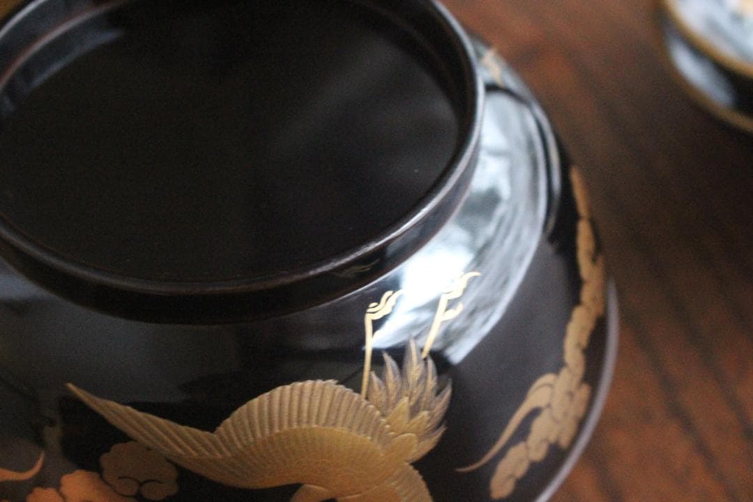 高台縁傷のみ！時代金縁黒漆に極上雲鶴蒔絵の映える煮物椀2点（検京塗輪島塗雑煮椀