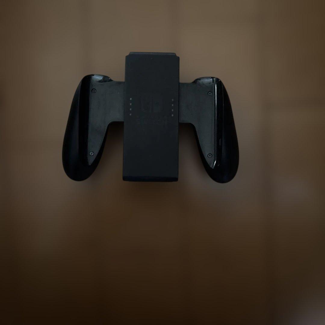 Nintendo Switch 本体 赤いJoy-Con付き