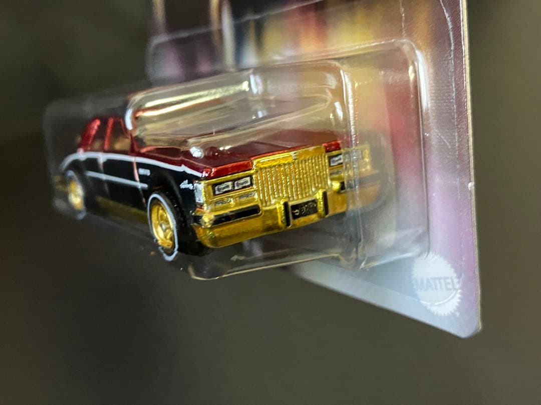 NFT Garage Series4 ‘82 CADILLAC SEVILLE