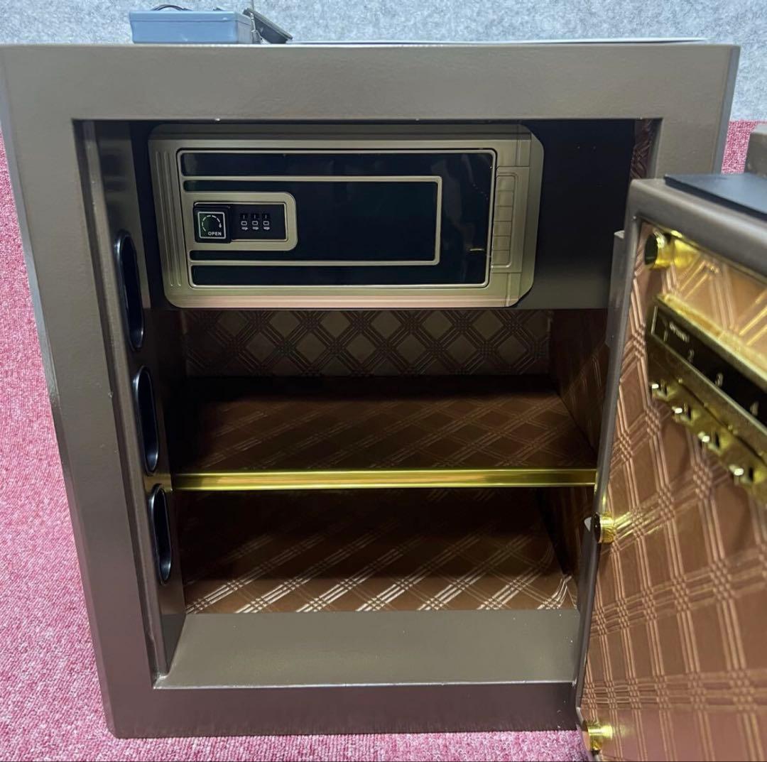 ［4066］onefort 指紋認証式 電子金庫 36L ブラウン