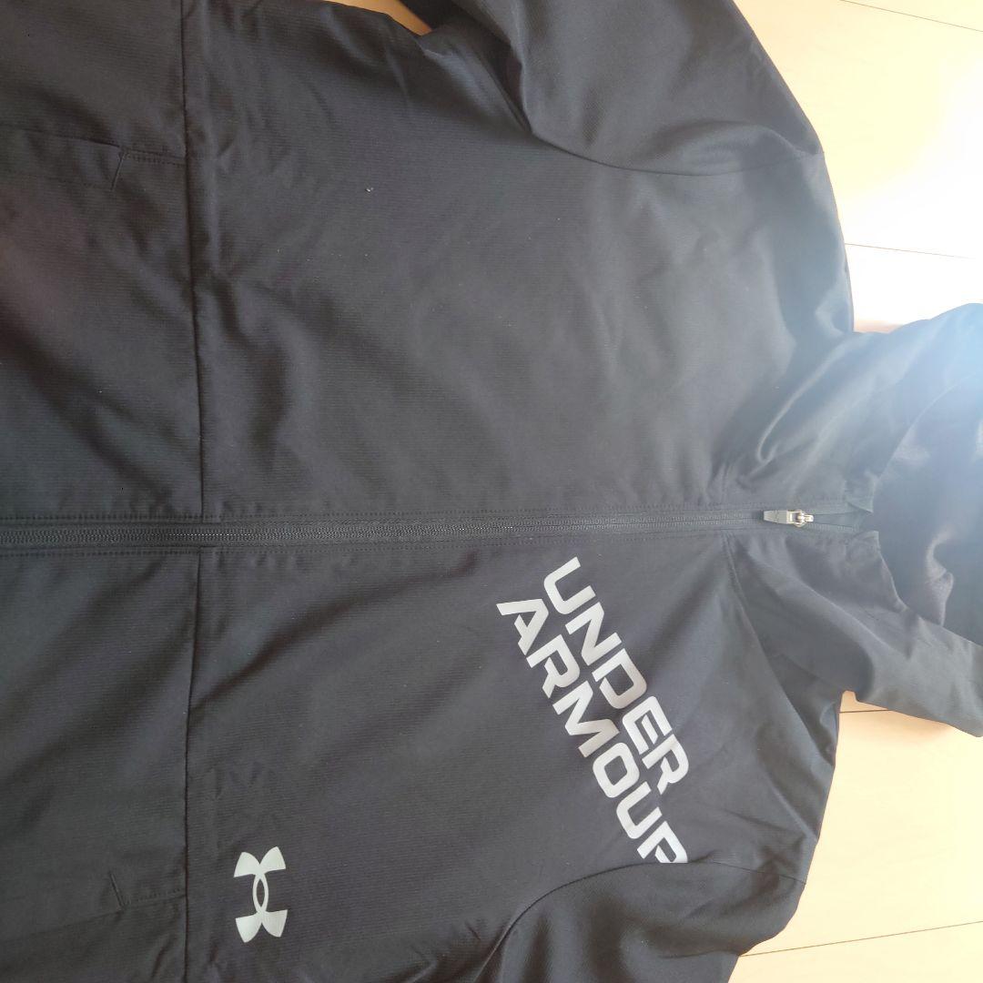 UNDER ARMOUR ブラック アウター・パンツセット