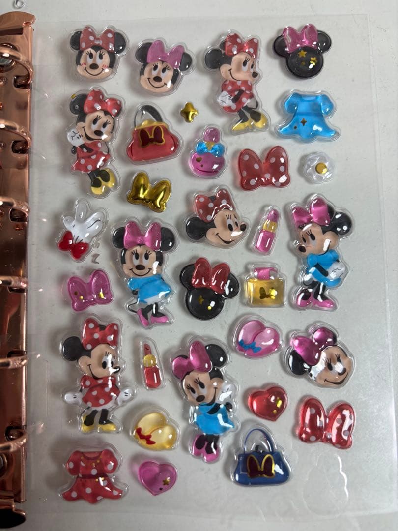 ボンボンドロップシール　サンリオ　ディズニー　正規品　おまけ付き　シール帳まとめ