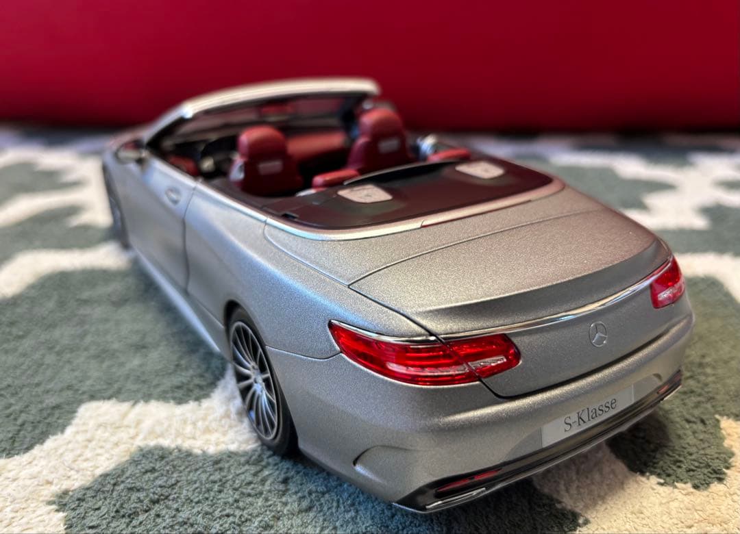 ノレブ 1/18 メルセデス ベンツ Sクラス カブリオレ グレー ミニカー